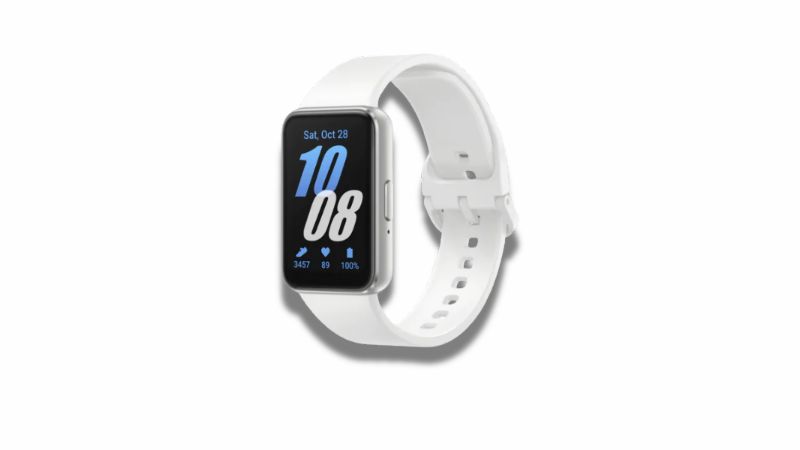 Màn hình AMOLED hiển thị sống động của galaxy fit 3