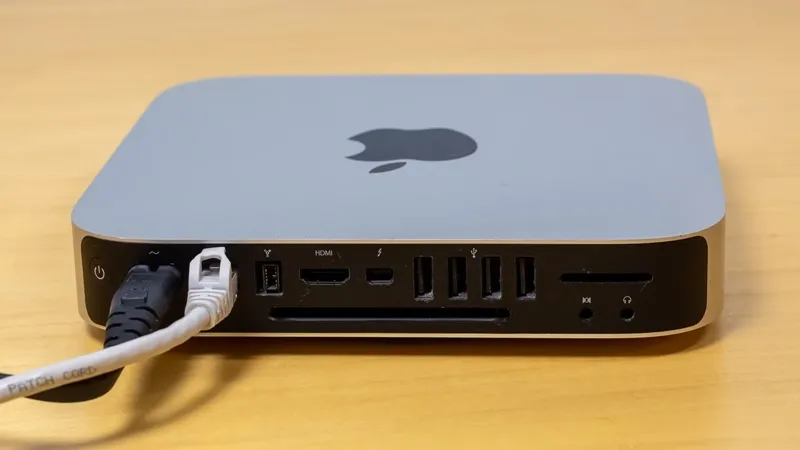 Vì sao nên để Wi-Fi bật khi dùng mạng dây?