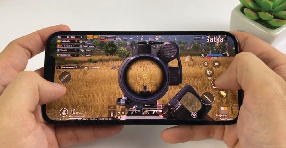 chiến game hà hê với game mode trên iOS 15