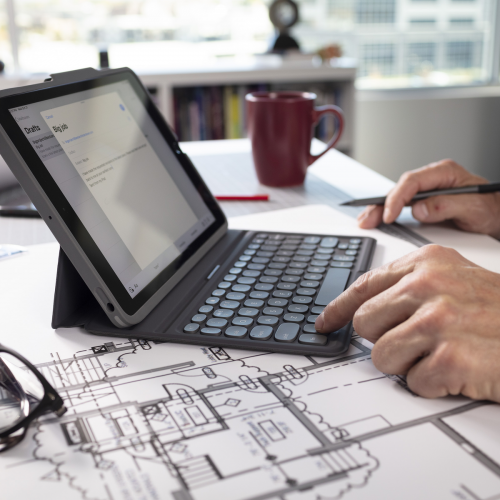 Ốp lưng kèm bàn phím iPad Pro 12.9 inch 2021 ZAGG Pro Keys