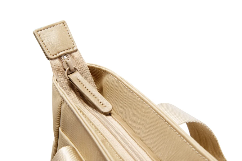 Balo MacBook 14 inch Tomtoc Slash-Flip Rucksack