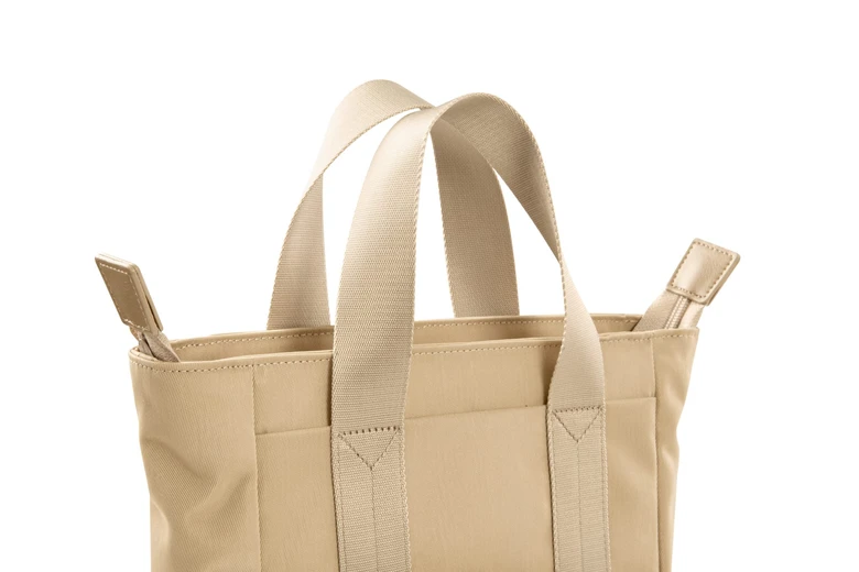 Balo MacBook 14 inch Tomtoc Slash-Flip Rucksack