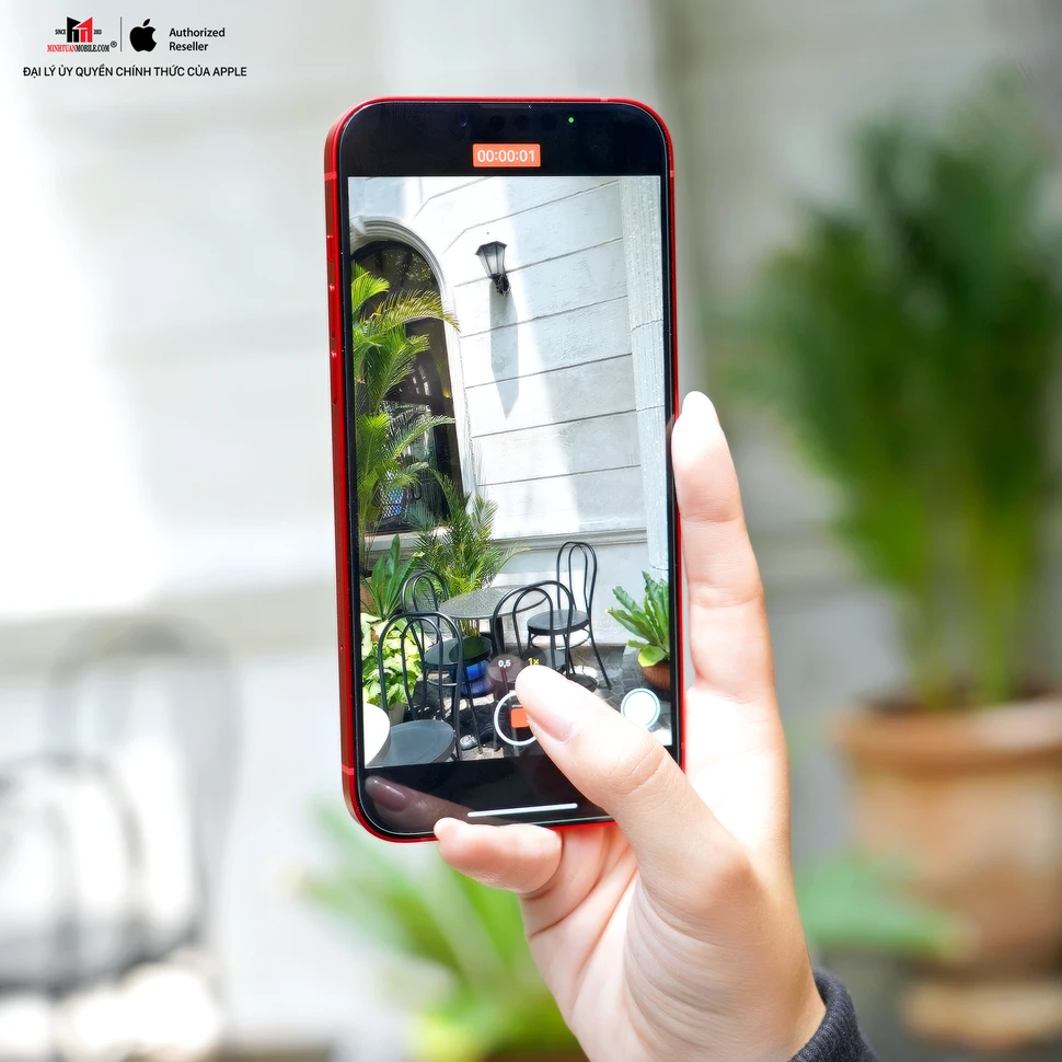 Giá iPhone 14 Plus đang giảm mạnh ở thời điểm hiện tại