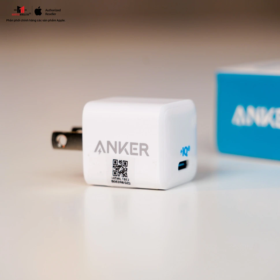 Vì sao cục sạc điện thoại hay bị nóng?