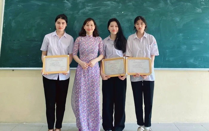 Xuất hiện cô gái vàng trong làng ngữ văn, 10 điểm kỳ thi THPT 2023