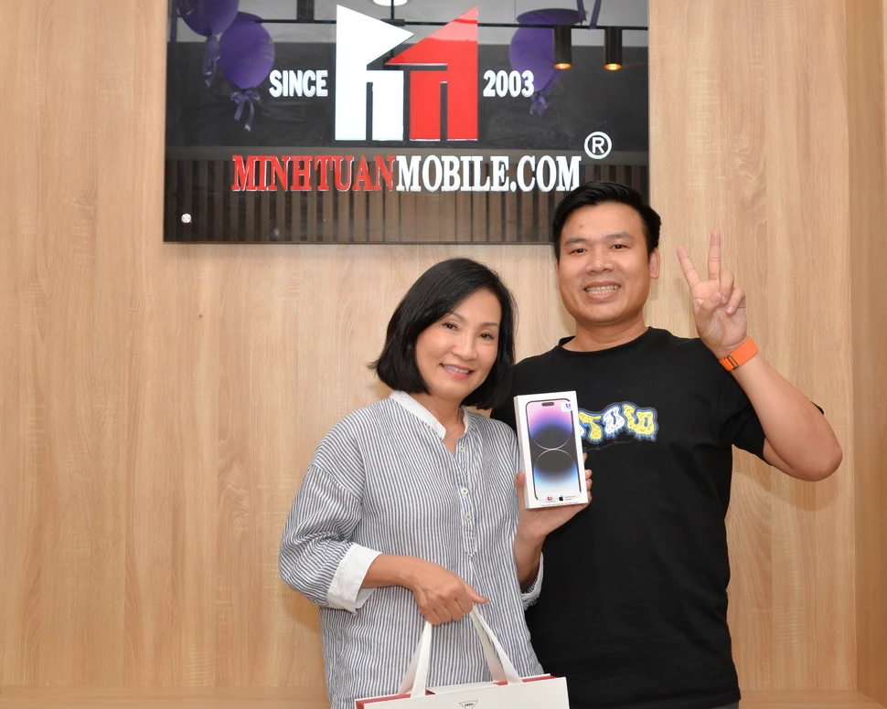 Nghệ sĩ Hồng Đào 