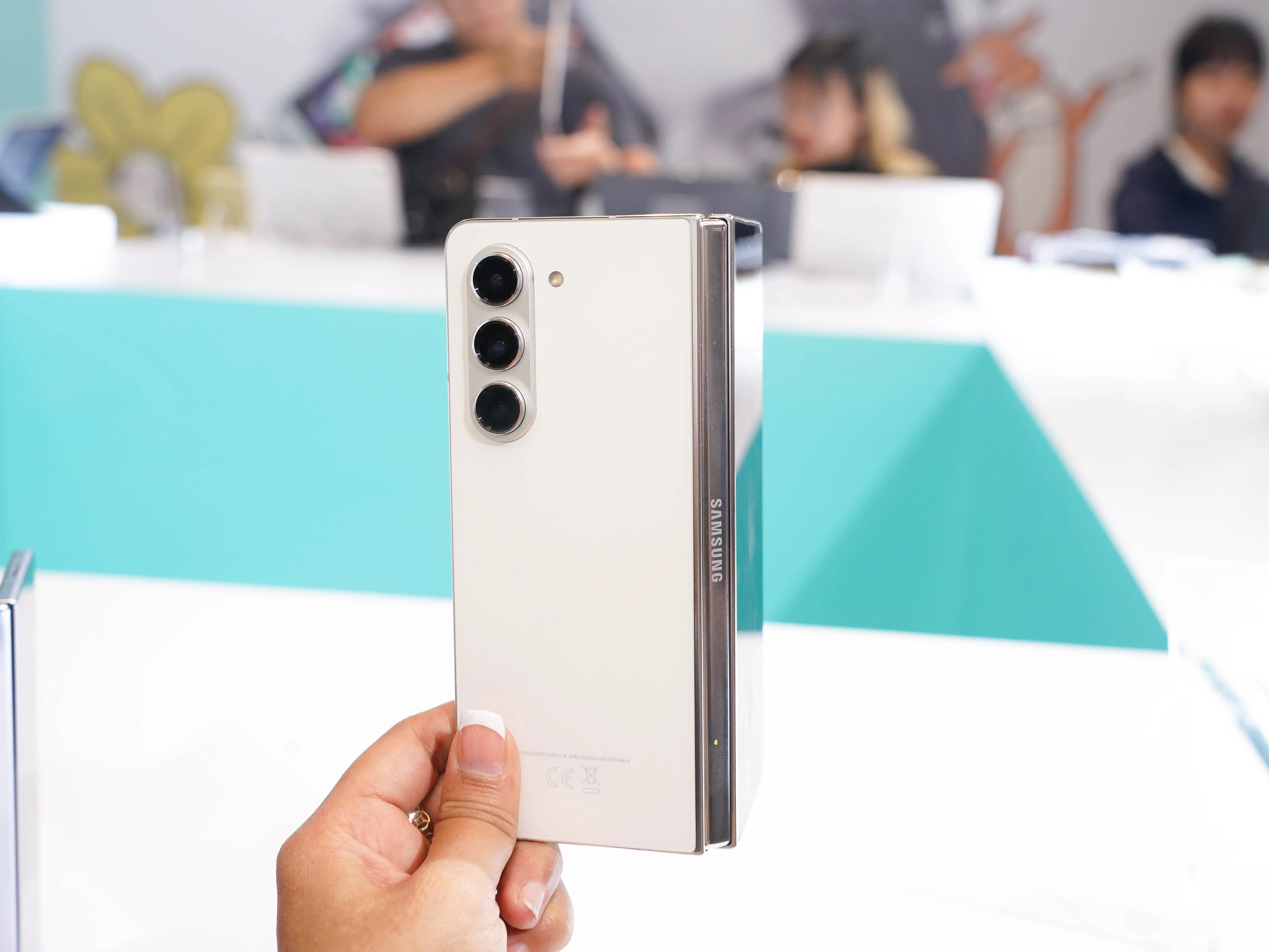 Trải nghiệm thực tế Galaxy Z Fold5