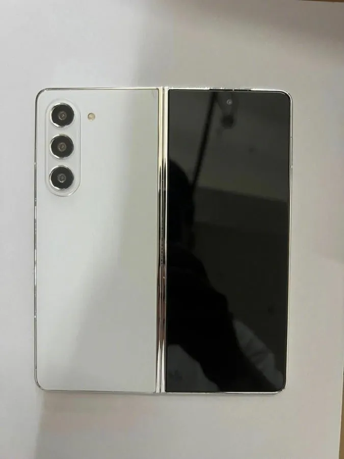Hỉnh ảnh của Galaxy Z Fold5 lại tiếp tục bị rò rỉ