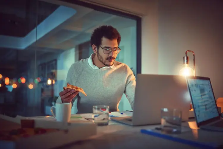 Làm thế nào giúp laptop kéo dài tuổi thọ