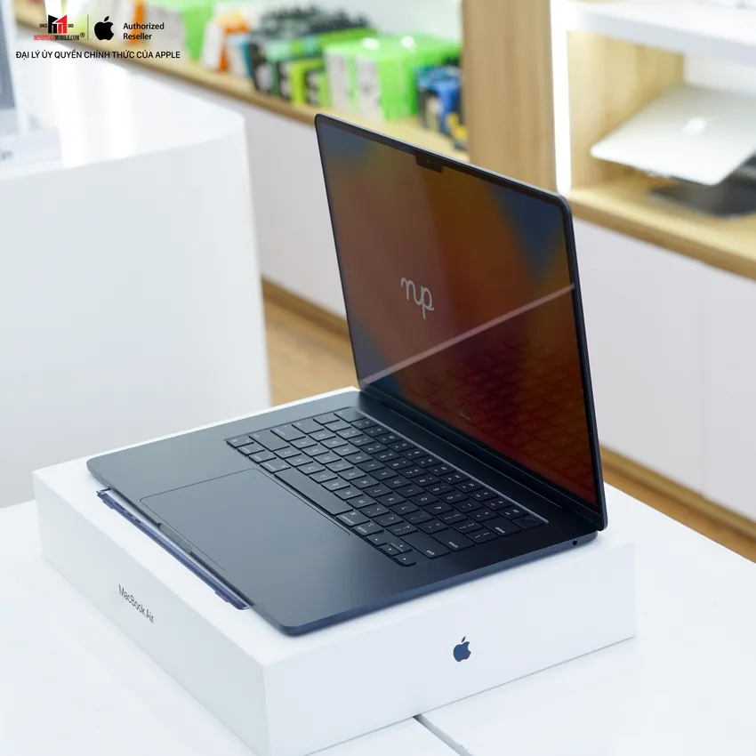 MacBook Air 15inch M2 2023