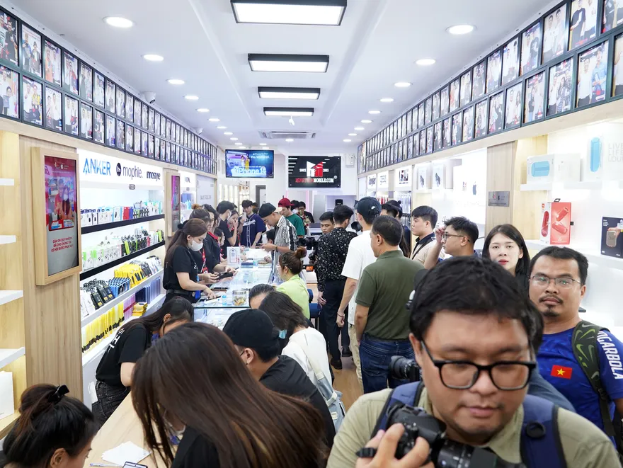 Mở bán Galaxy Samsung z Series