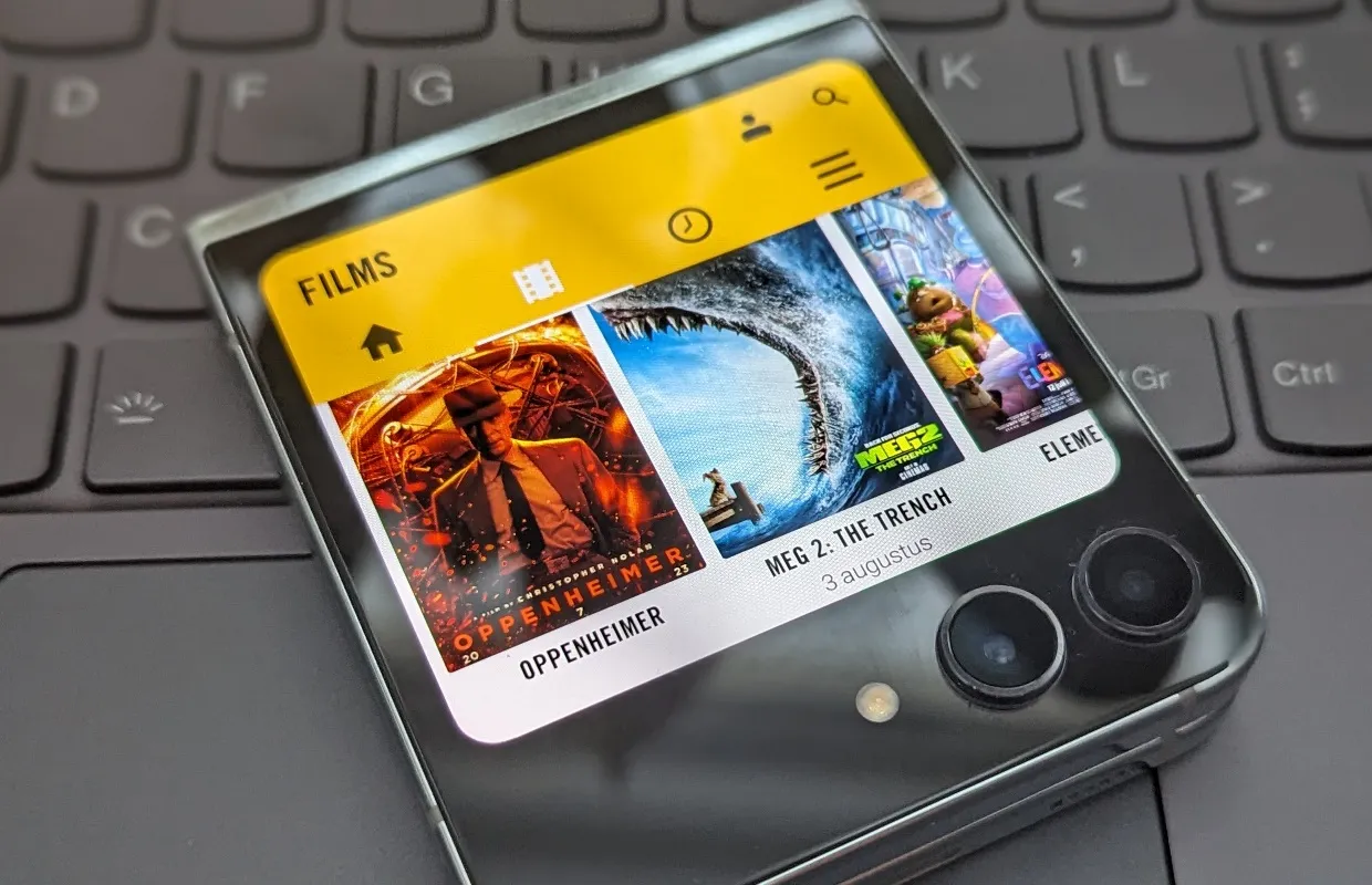 Ứng dụng CoverScreen OS đã có mặt trên Galaxy Z Flip5