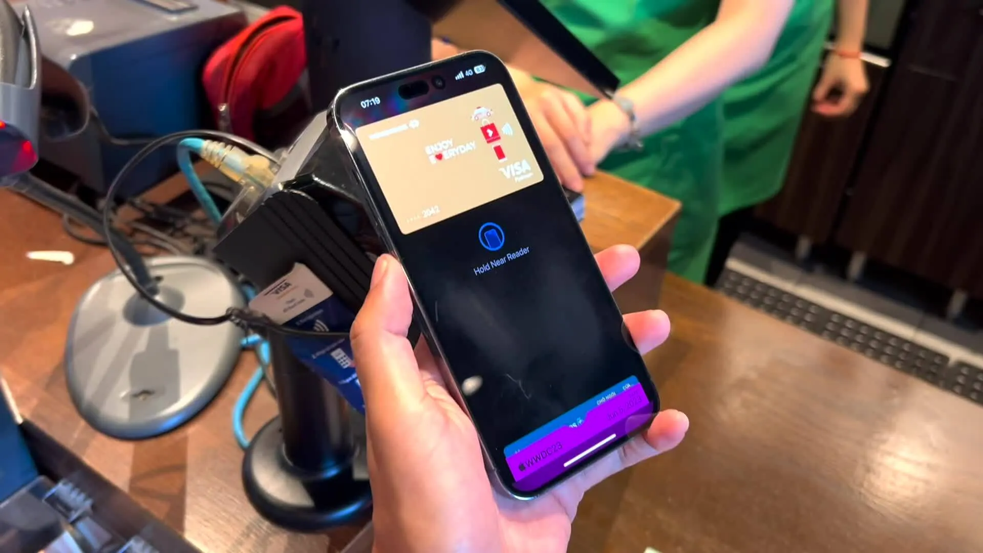 Cách sử dụng Apple Pay ở Việt Nam