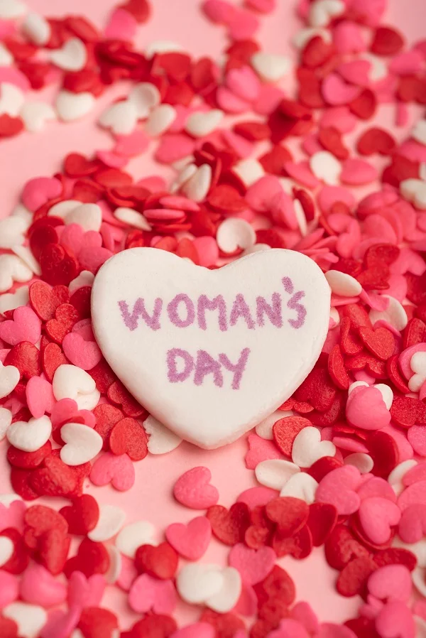 Tổng hợp hình nền iPhone mừng ngày 20/10