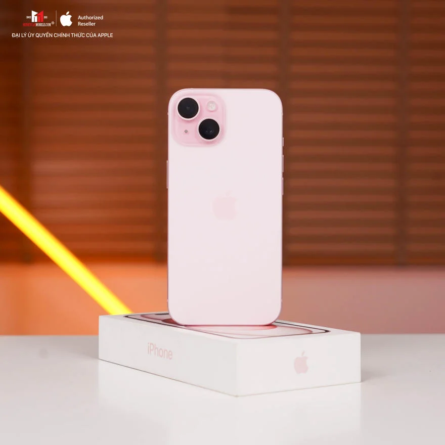 Tại sao không nên sử dụng điện thoại iPhone khi sạc