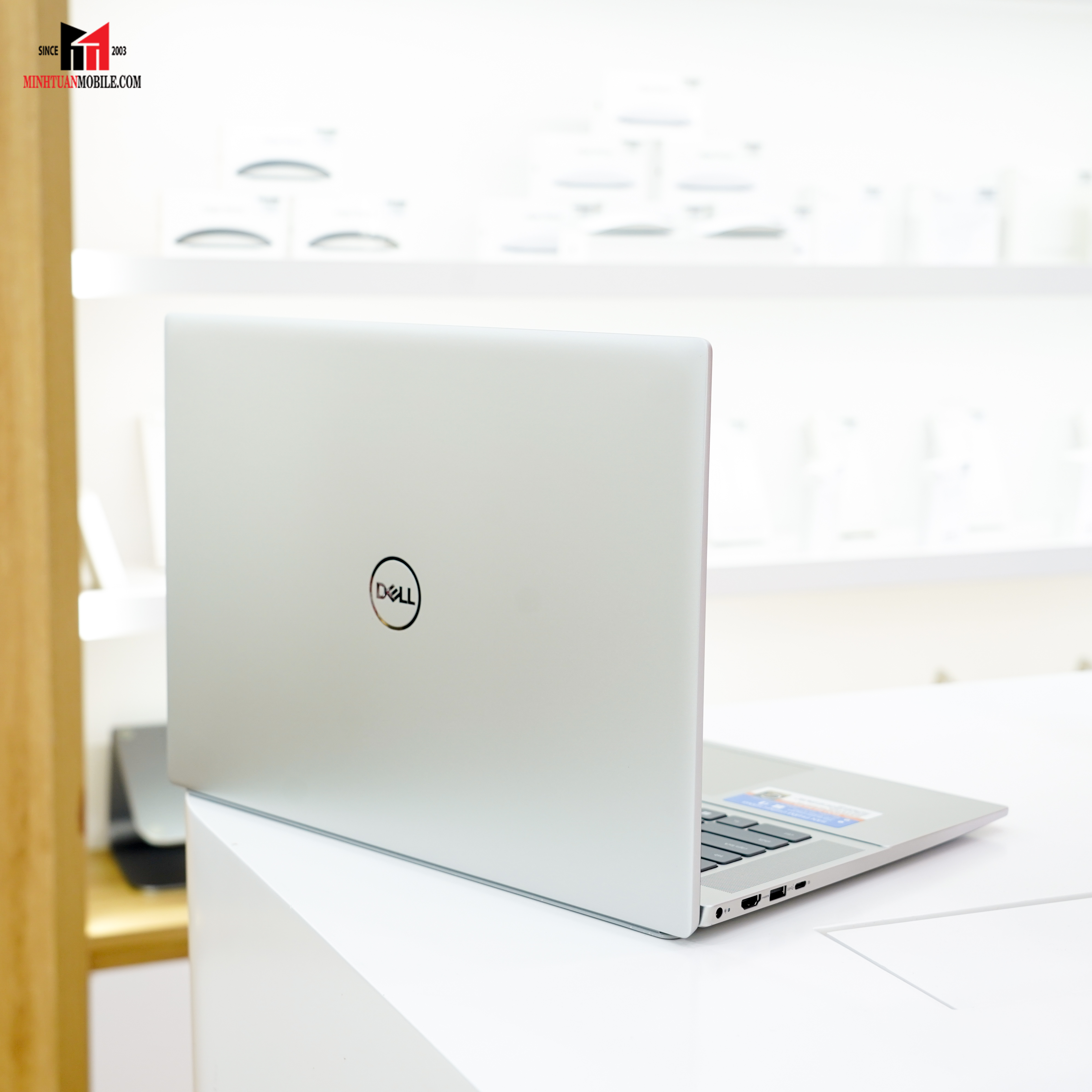 Khắc phục Laptop không lên nguồn