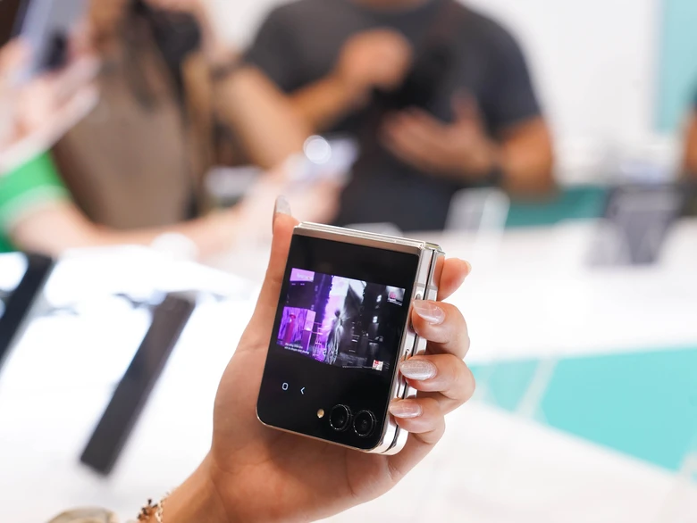 Sale 20/10 Minh Tuấn Mobile