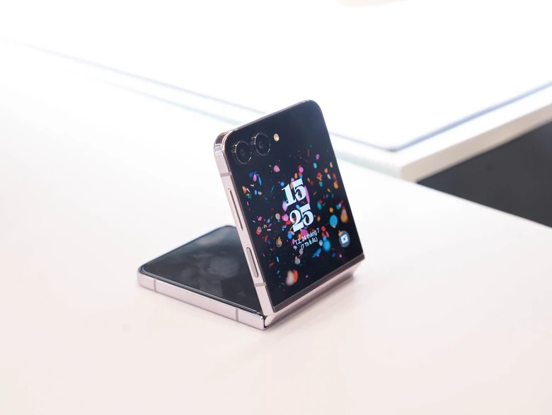 Samsung Galaxy Z Flip5 8GB 512GB