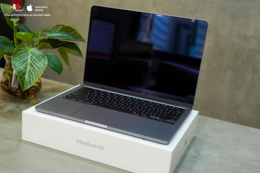 giá MacBook hôm nay