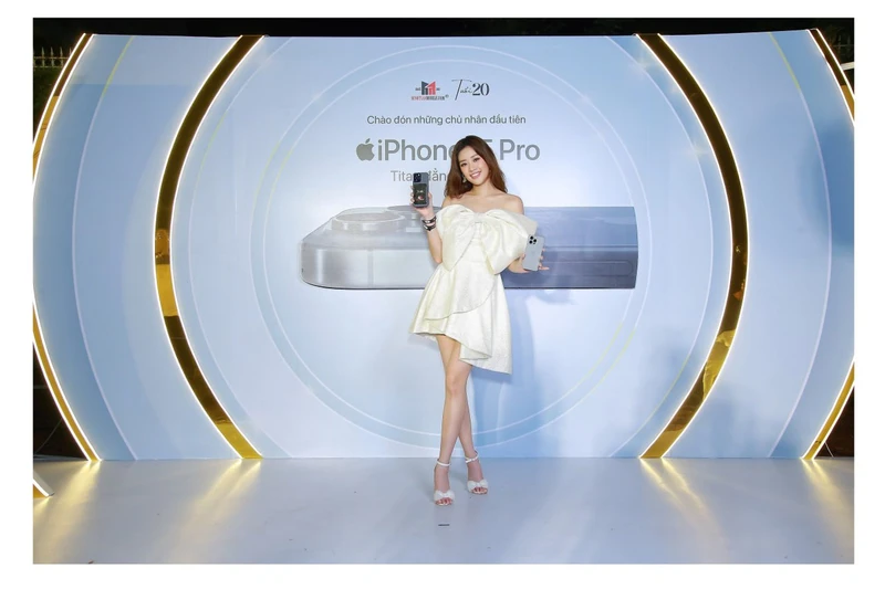 Hoa hậu Khánh Vân đã sở hữu 2 iPhone 15 Pro Max 512GB cực trending!-1