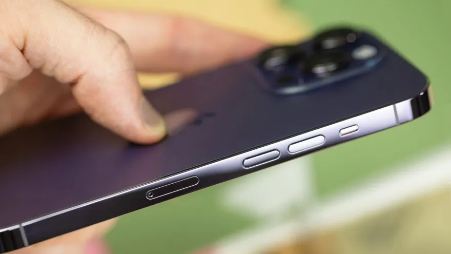 iPhone 15 Pro Max và iPhone 15 Plus