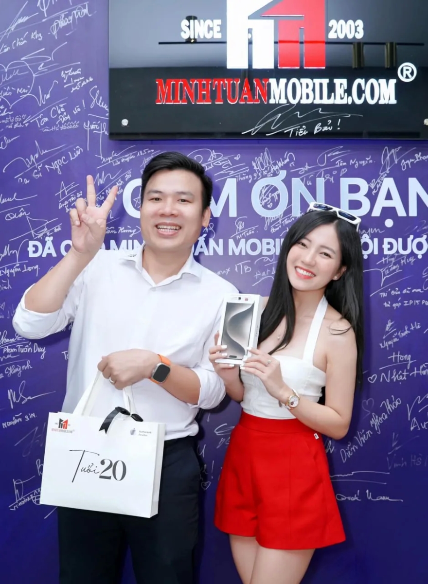 diễn viên Thanh Nhàn iPhone 15 Pro Max