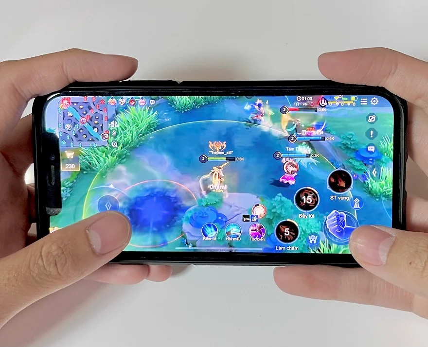 iPhone 12 có nên cập nhật iOS 17.1.1 không?