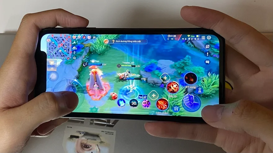 Pin iPhone 11 iOS 17.1.1