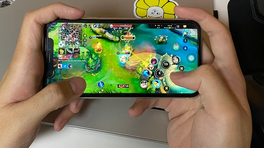 Pin iPhone 11 iOS 17.1.1