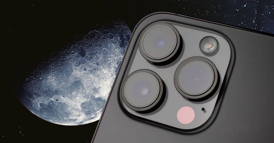 Cũng đừng tự ái khi mặc dù đang sở hữu những chiếc iPhone đắt tiền và mới nhất lại không thể có ảnh siêu trăng để khoe cùng bạn bè. Nếu không có ống kính tele gắn ngoài, khả năng để có một bức ảnh siêu trăng bằng iPhone 16, 17 là rất hạn chế. iPhone 16 hay 17 Series mới nhất cũng chỉ có thể zoom số 25x.