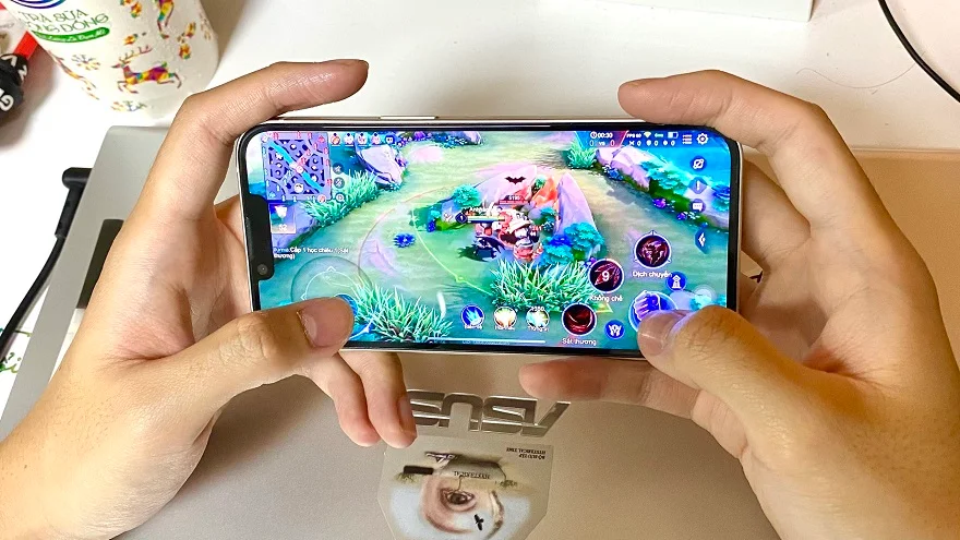 iPhone 13 có nên lên iOS 17.1.2 không 