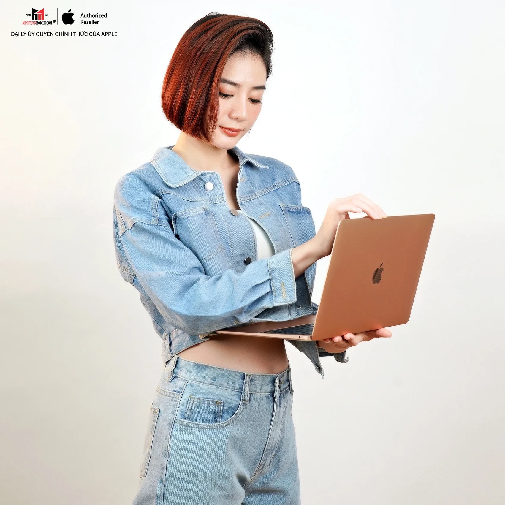 HOT: MacBook Air M1 giá sốc chỉ 18.490.000