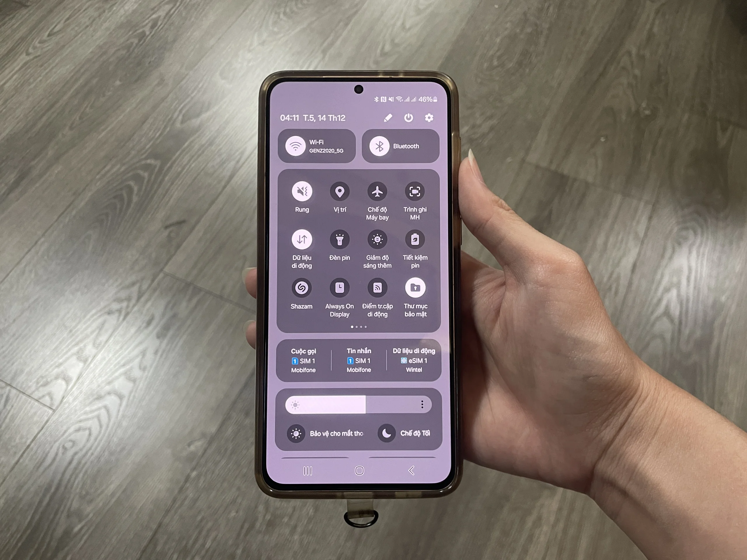 Các tiện ích trong Bảng điều khiển nhanh của One UI 6