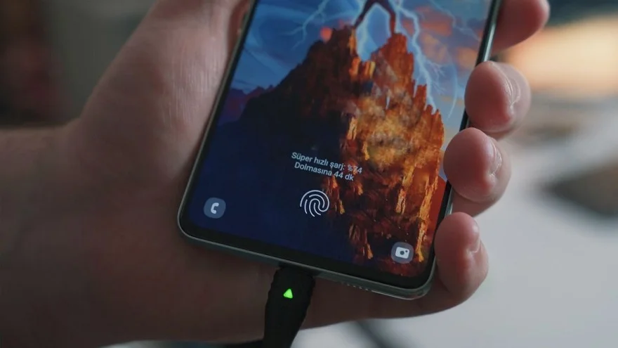 pin Samsung Galaxy s24