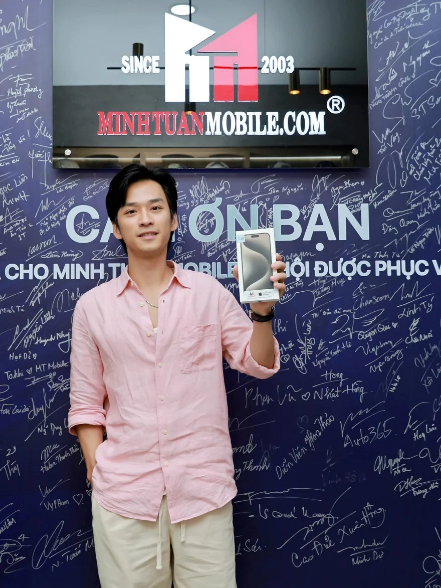 Trần Nghĩa iPhone 15 Pro Max