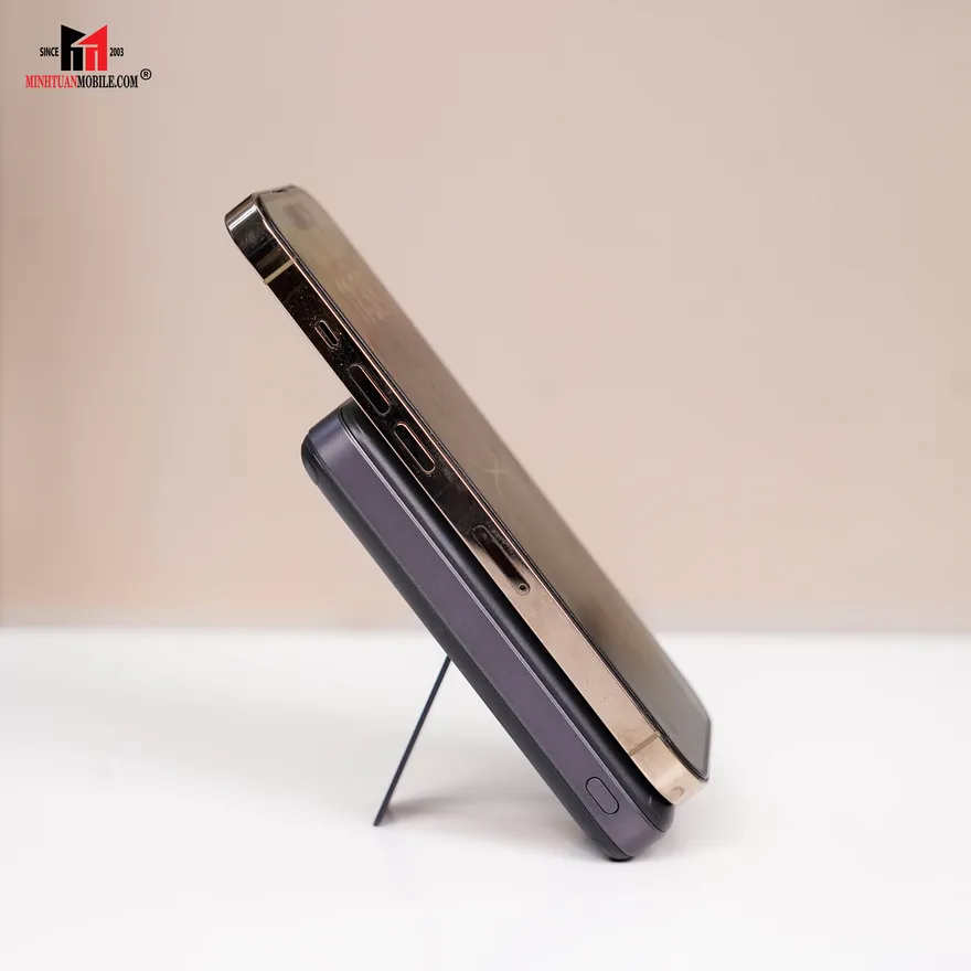 Vì sao nên chọn sạc dự phòng?