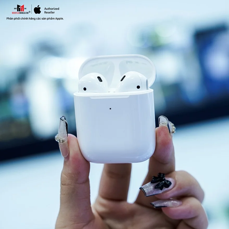 AirPods 2 giảm giá đầu năm 2024