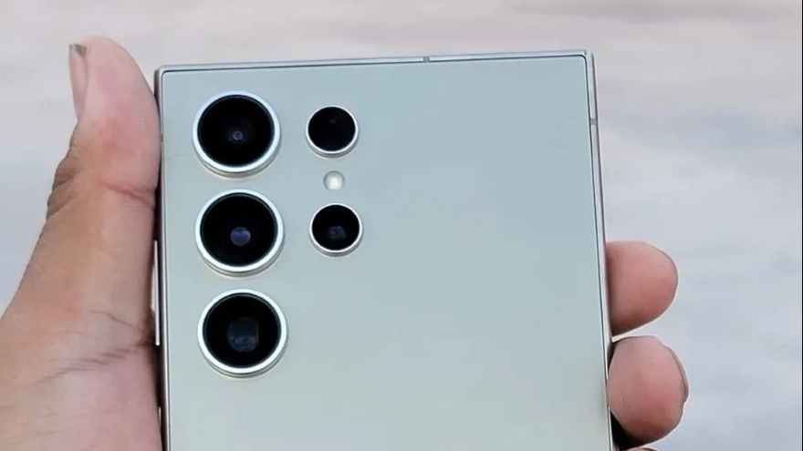 Lộ diện video đập hộp đầu tiên của Galaxy S24 Ultra