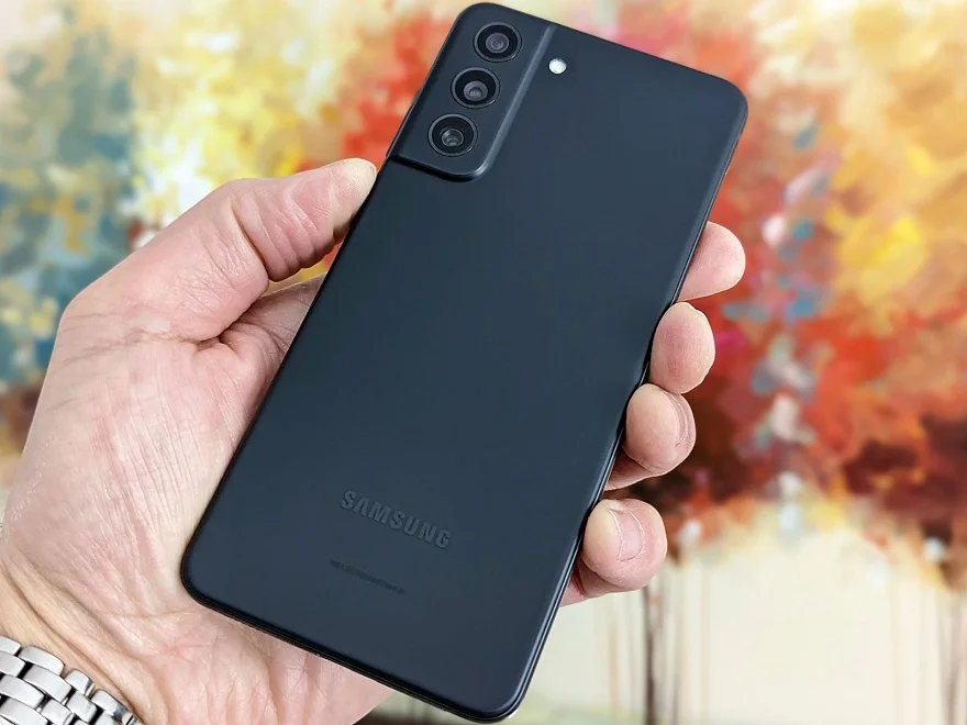 Galaxy S21 FE cập nhật bảo mật