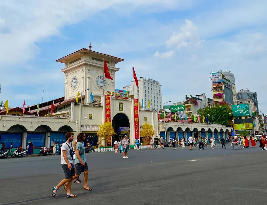 Địa điểm đi chơi tết nguyên đán 2024 tại tp.hcm