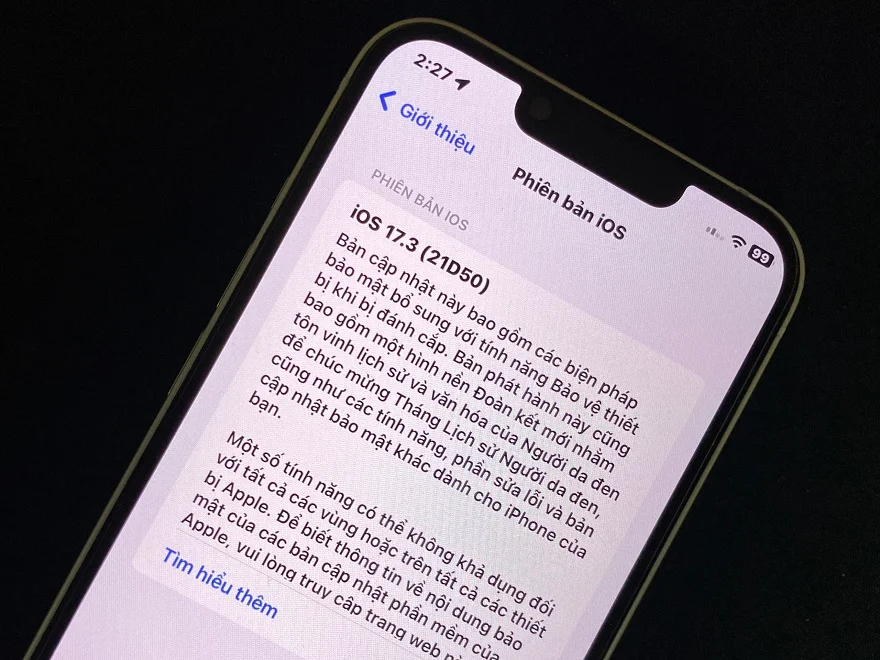 iPhone 13 có nên lên iOS 17.3 không?