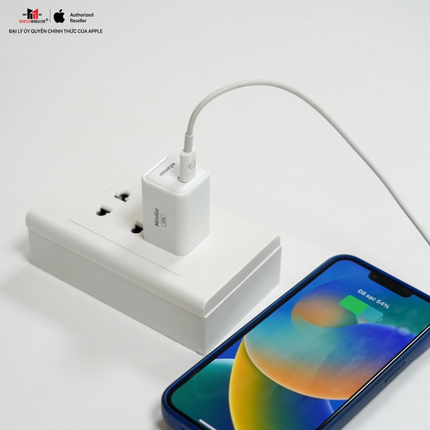 Sạc dây hay không dây mới tốt cho tuổi thọ pin