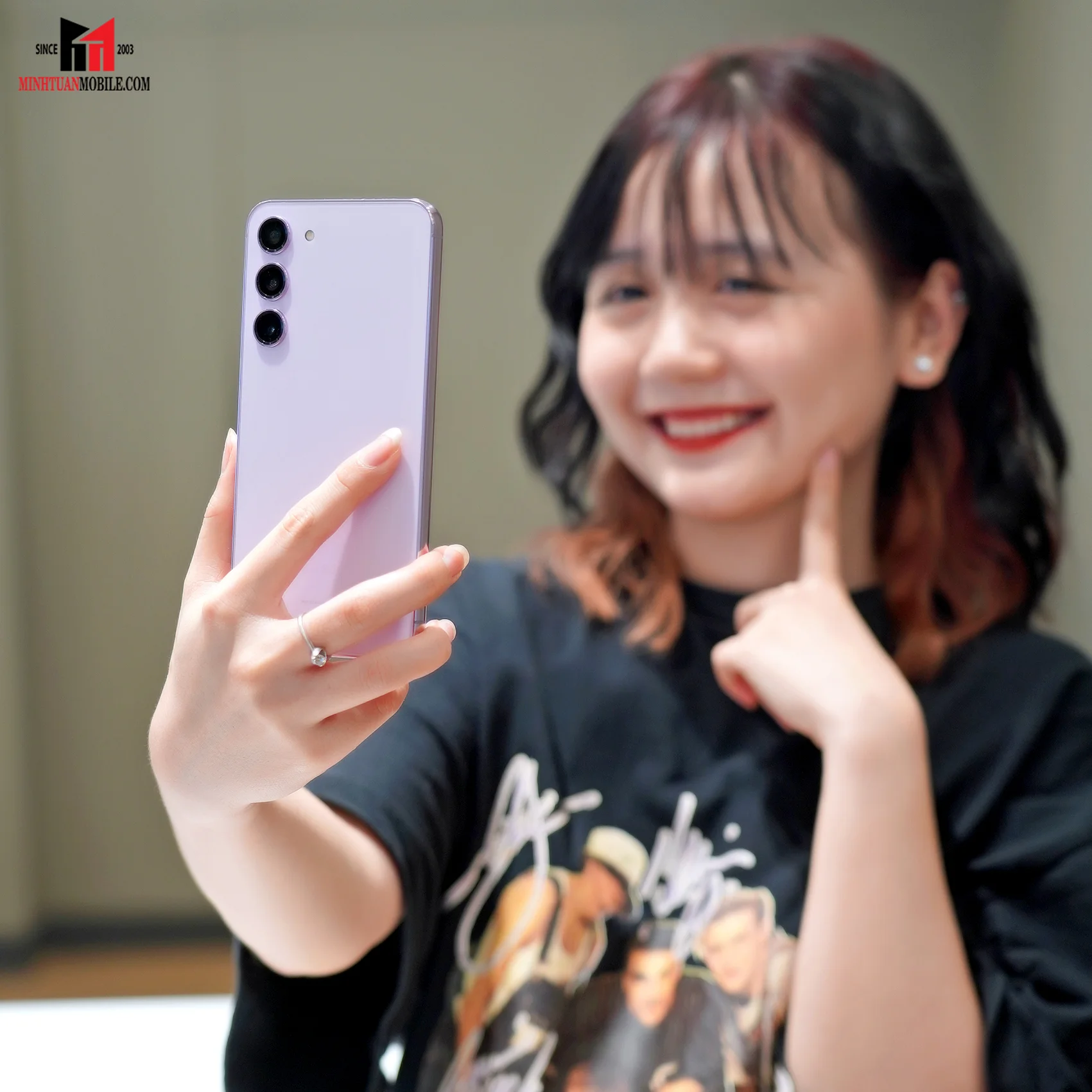 Trước sự kiện ra mắt Samsung Galaxy S24 series, Galaxy S23 còn đáng mua?