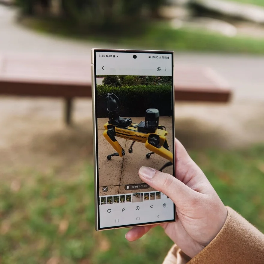 Instant Slow-motion Galaxy S24 Ultra