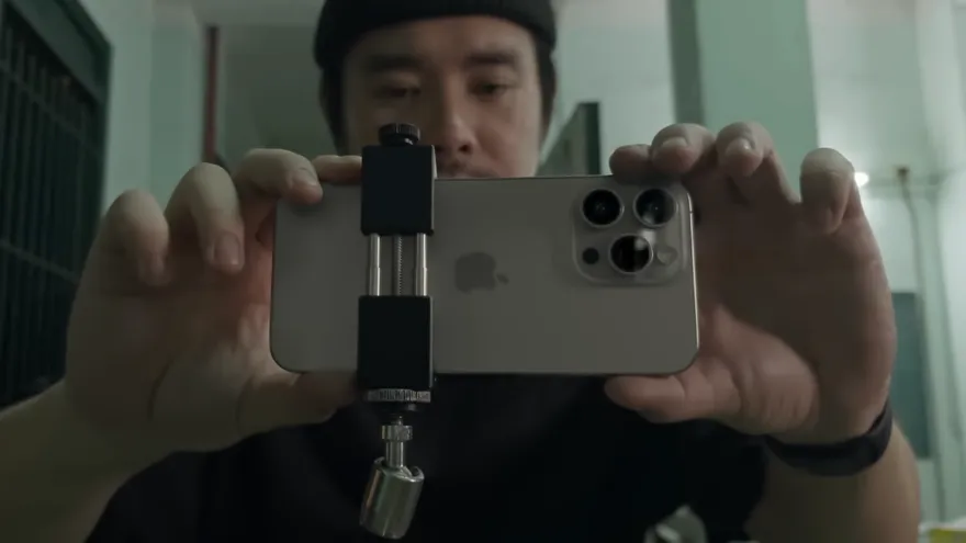  Apple hợp tác với tlinh tung MV 