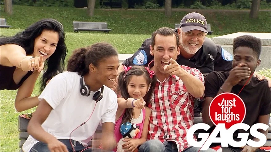 Trôn Việt Nam gây bão cộng đồng mạng