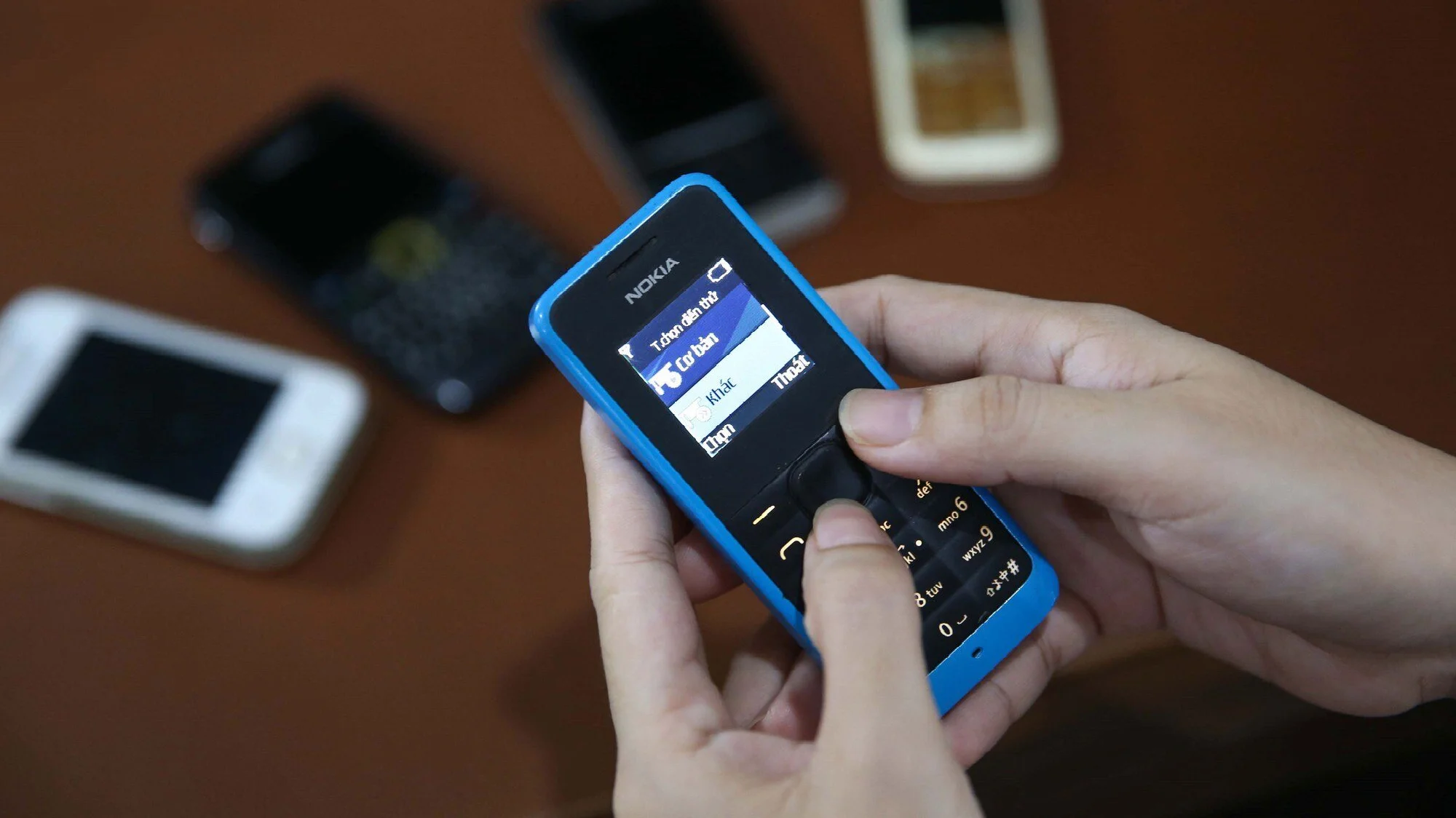 Điện thoại cục gạch sắp “hết thời”