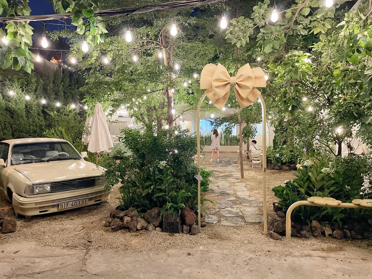 Hẹn hò 8/3 không nên bỏ qua những quán cafe này