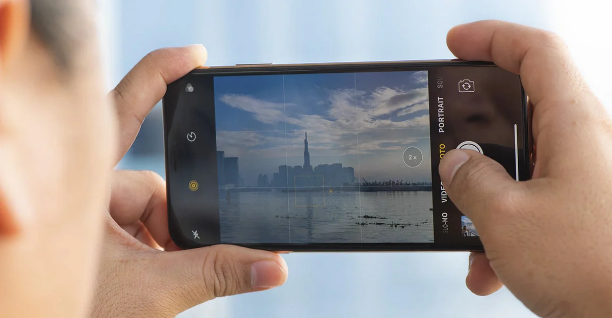 iPhone XS có nên lên iOS 17.3.1 không?