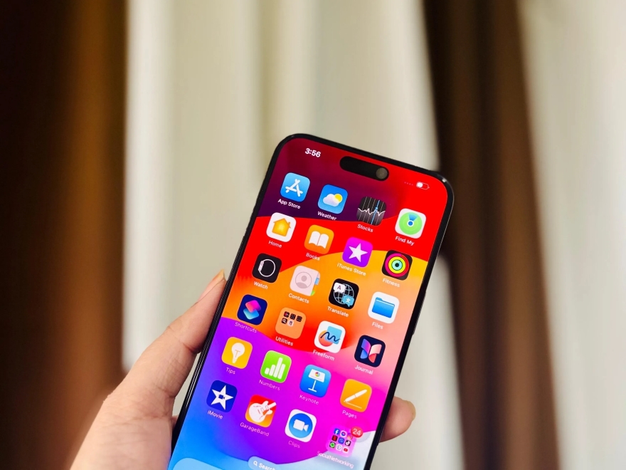 Apple hé lộ chi tiết các lỗi được vá trong iOS 17.4.1